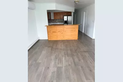 10711 171st Place, Jamaica, NY 11433 - Photo 9