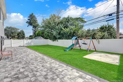 129 Tardy Lane S, Wantagh, NY 11793 - Photo 35