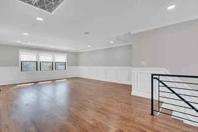 129 Tardy Lane S, Wantagh, NY 11793 - Photo 19