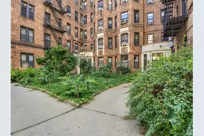 754 Brady Avenue #303, Bronx, NY 10462 - Photo 17
