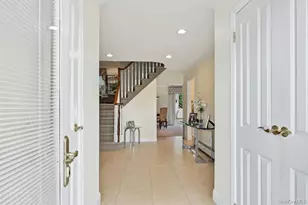 2039 Blanche Ln, Merrick, NY 11566 - Photo 5