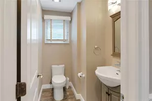 148 Wyandanch Ave, Babylon, NY 11702 - Photo 11