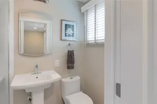 148 Wyandanch Ave, Babylon, NY 11702 - Photo 17