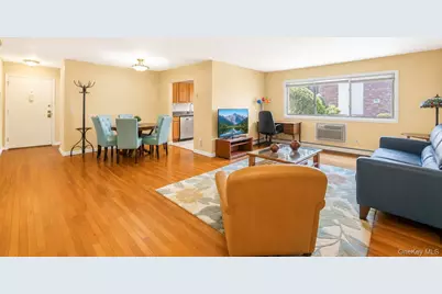 2439 Union Boulevard #3A, Islip, NY 11751 - Photo 5