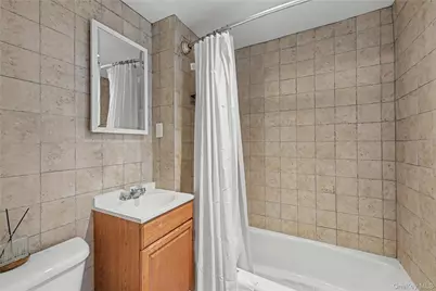 176 Archer Avenue, Mount Vernon, NY 10550 - Photo 23