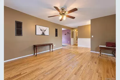 2 Renwick Road, Ronkonkoma, NY 11779 - Photo 7