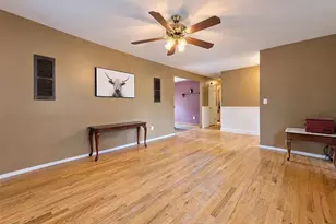 2 Renwick Rd, Ronkonkoma, NY 11779 - Photo 7