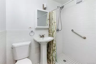 3215 Arlington Avenue #2A, Bronx, NY 10463 - Photo 7
