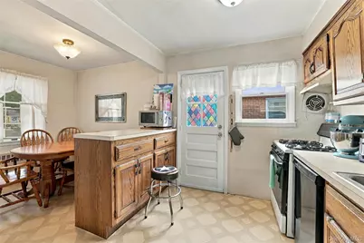 7954 264th Street, Glen Oaks, NY 11004 - Photo 7