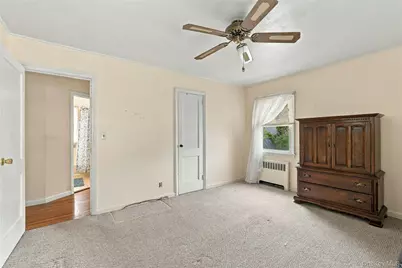 7954 264th Street, Glen Oaks, NY 11004 - Photo 11