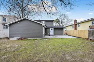 214 Oak Neck, Islip, NY 11795 - Photo 15