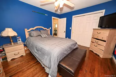 151 Nassau Boulevard, West Hempstead, NY 11552 - Photo 15
