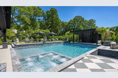 13 Sleepy Hollow Lane, Dix Hills, NY 11746 - Photo 41