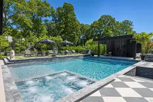 13 Sleepy Holw Ln, Dix Hills, NY 11746 - Photo 41