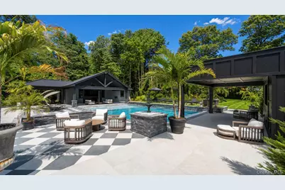13 Sleepy Hollow Lane, Dix Hills, NY 11746 - Photo 33