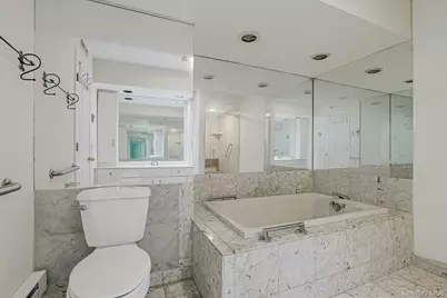 569 Heritage Hills Dr #B, Somers, NY 10589 - Photo 11