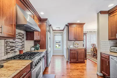 38 Cleary Road, Ronkonkoma, NY 11779 - Photo 13