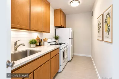 142-05 Roosevelt Avenue #517, Flushing, NY 11354 - Photo 7