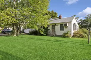 86 Log Rd, Patchogue, NY 11772 - Photo 15