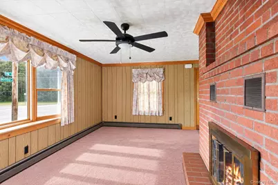 86 Log Road, Patchogue, NY 11772 - Photo 3