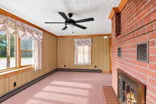 86 Log Rd, Patchogue, NY 11772 - Photo 3