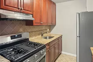 153-25 88th St, Howard Beach, NY 11414 - Photo 9