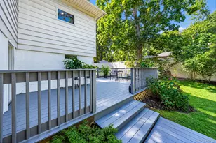 39 Plandome Rd, Sound Beach, NY 11789 - Photo 17