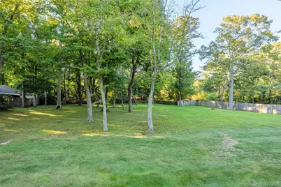 282 Harned Road, Commack, NY 11725 - Photo 29
