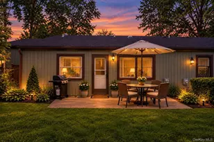 209 Strathmore Gate Dr, Stony Brook, NY 11790 - Photo 25