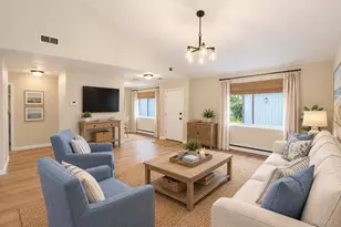209 Strathmore Gate Dr, Stony Brook, NY 11790 - Photo 9