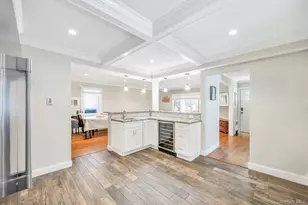 2327 Cleveland St, Bellmore, NY 11710 - Photo 29