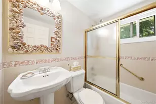 5 Roxbury Rd, Port Washington, NY 11050 - Photo 15