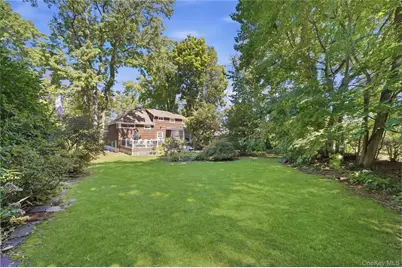 5 Roxbury Road, Port Washington, NY 11050 - Photo 33