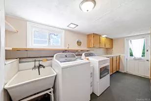 5 Roxbury Rd, Port Washington, NY 11050 - Photo 25