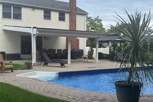 39 Hargrove Dr, Stony Brook, NY 11790 - Photo 3