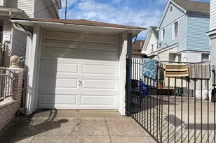 117-20 111th Ave, Ozone Park, NY 11420 - Photo 9