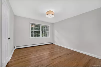 70 Woodedge Road, Manhasset, NY 11030 - Photo 19
