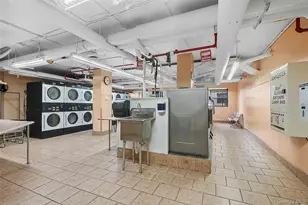 61-25 97th St, Rego Park, NY 11374 - Photo 27