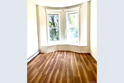 8837 161st Street, Jamaica, NY 11432 - Photo 5