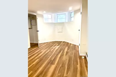 8837 161st Street, Jamaica, NY 11432 - Photo 21