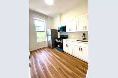 8837 161st Street, Jamaica, NY 11432 - Photo 9