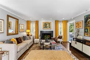 646 The Concourse, Oyster Bay, NY 11771 - Photo 7