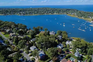 646 The Concourse, Oyster Bay, NY 11771 - Photo 39