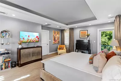 646 The Concourse, Oyster Bay, NY 11771 - Photo 21