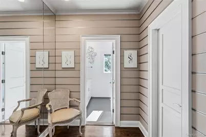 646 The Concourse, Oyster Bay, NY 11771 - Photo 23