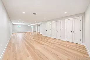 746 Blackstone Ave, East Meadow, NY 11554 - Photo 37