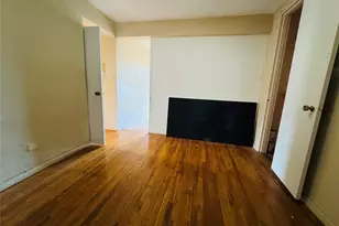 138-15 Franklin Ave, Flushing, NY 11355 - Photo 3