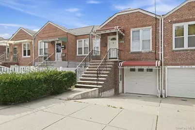 87-68 Little Neck Parkway, Floral Park, NY 11001 - Photo 3