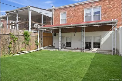 87-68 Little Neck Parkway, Floral Park, NY 11001 - Photo 31