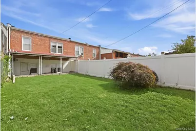 87-68 Little Neck Parkway, Floral Park, NY 11001 - Photo 29
